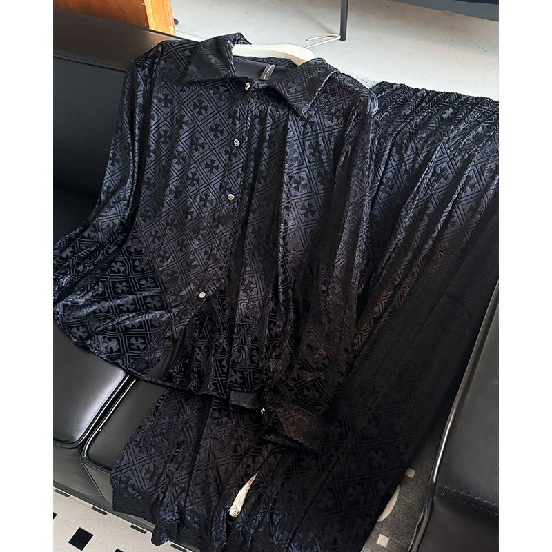 Intimo e pigiami da donna in rilievo floreale autunno e inverno, abito a maniche lunghe in velluto di alta qualità, può essere indossato come caldo indumento da casa_voghion.com