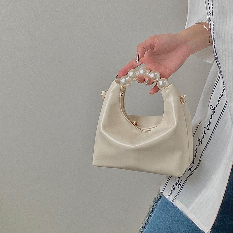 Piccola borsa a mano di alta qualità con perle per donna, nuova borsa a tracolla con mini catena a forma di gnocco, 2025_voghion.com