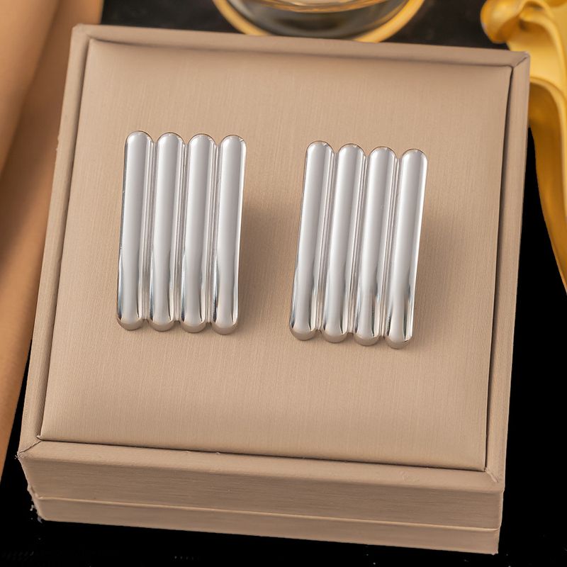Ins Style Einfache Persönlichkeit High-End-Gefühl Gold Edelstahl Gestreifte Ohrringe Zubehör Für Frauen_voghion.com