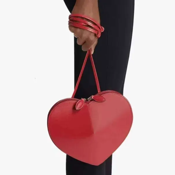 Designer 2025 Pu Leder Liebe Form Schulter Für Frauen Handtasche Mode Umhängetaschen Vintage Unregelmäßigkeit Unterarm_voghion.com