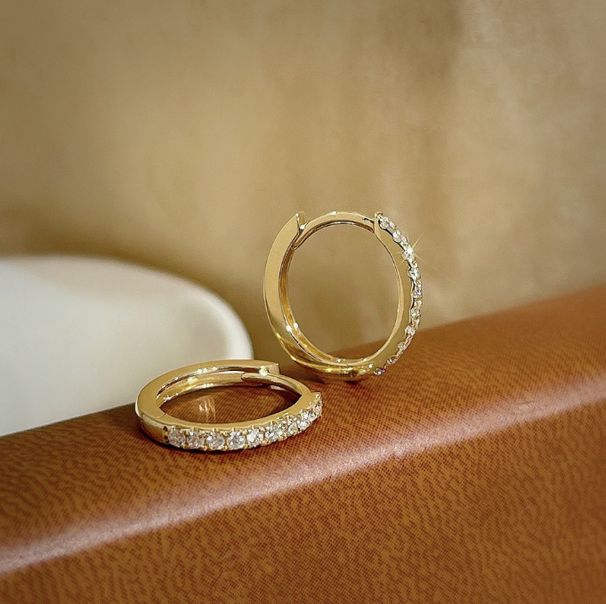 Srebrni uhani z nišnimi cirkoni, rahlo intarzirani z lahkimi luksuznimi uhani, vsestranski temperament, napredni uhani, preprosti in hladni vetrovni uhani_voghion.com