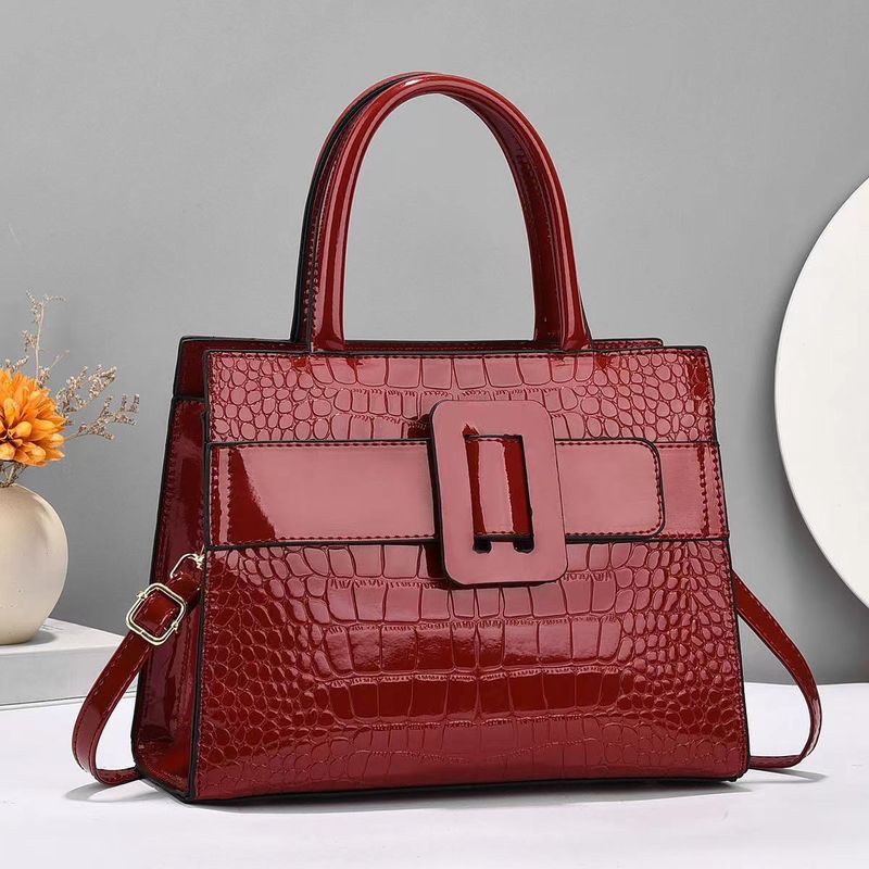 Mode krokodil weiche leder frauen tasche 2024 neue mode reine farbe einfache casual tasche hand rechnung schulter crossbody_voghion.com