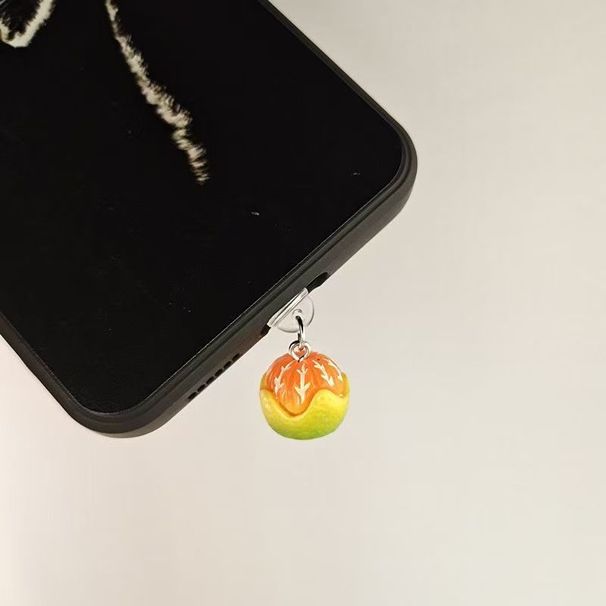 Niedlicher, realistischer, geschälter, kleiner, orangefarbener Staubschutzstecker für den Ladeanschluss des Telefons, staubdicht, wasserdicht, Anti-Verlust-Anhänger, universeller Typ_voghion.com