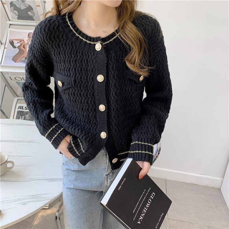 2024 koreansk doven strikket efterår og vinter ny stil feminint design sense kort sweater cardiganjakke_voghion.com