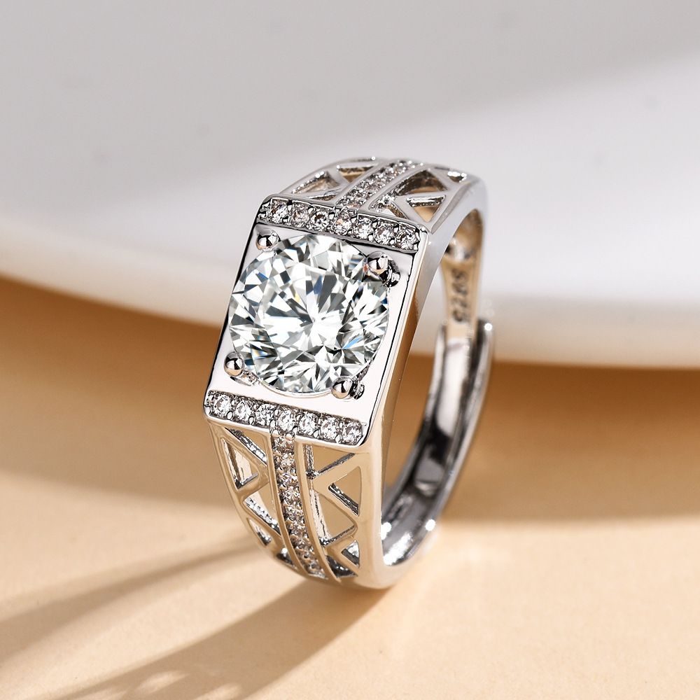 Klassisches Design Simulierter Karatdiamant Vielseitiger Mode Hohlzirkon Herrenring_voghion.com