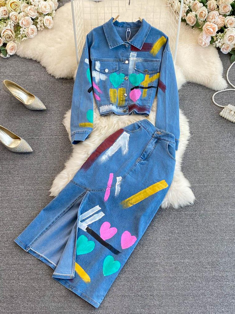 Zweiteiliges Set aus Graffiti-Jeansstoff und hoch taillierter A-Linien-Schlitzrock_voghion.com