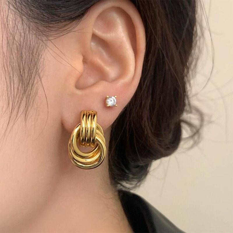 Advanced retro three-layer ring buckle earrings for women, geometric design, niche elegant accessories, daily fashion commuting temperament earrings_voghion.com