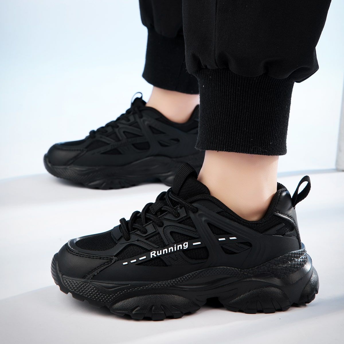 Boys' Spring And Summer Lace Up Casual Breathable Black Running Shoes_voghion.com