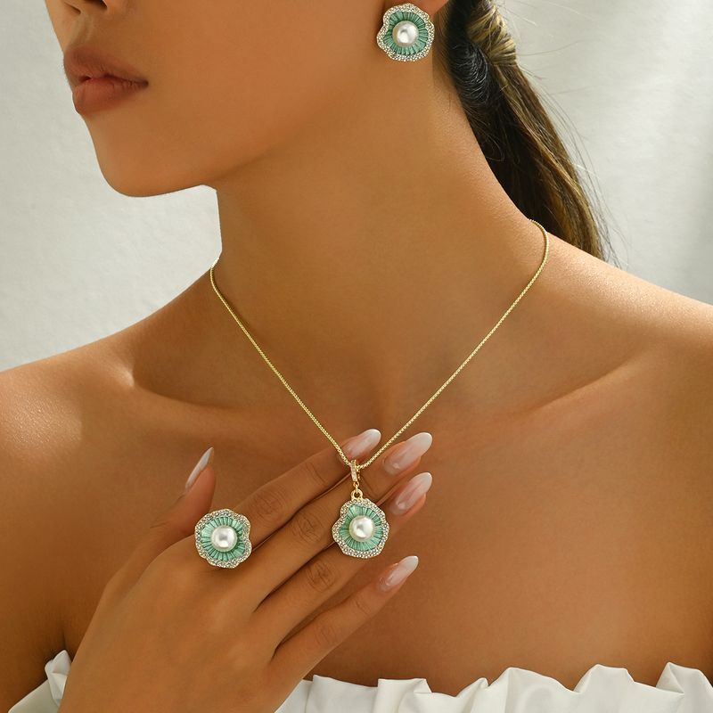 Small Fresh Ladies Necklace Earrings Jewelry Set Personalized Diamond Lotus Flower Design Ring Versatile Clavicle Chain_voghion.com
