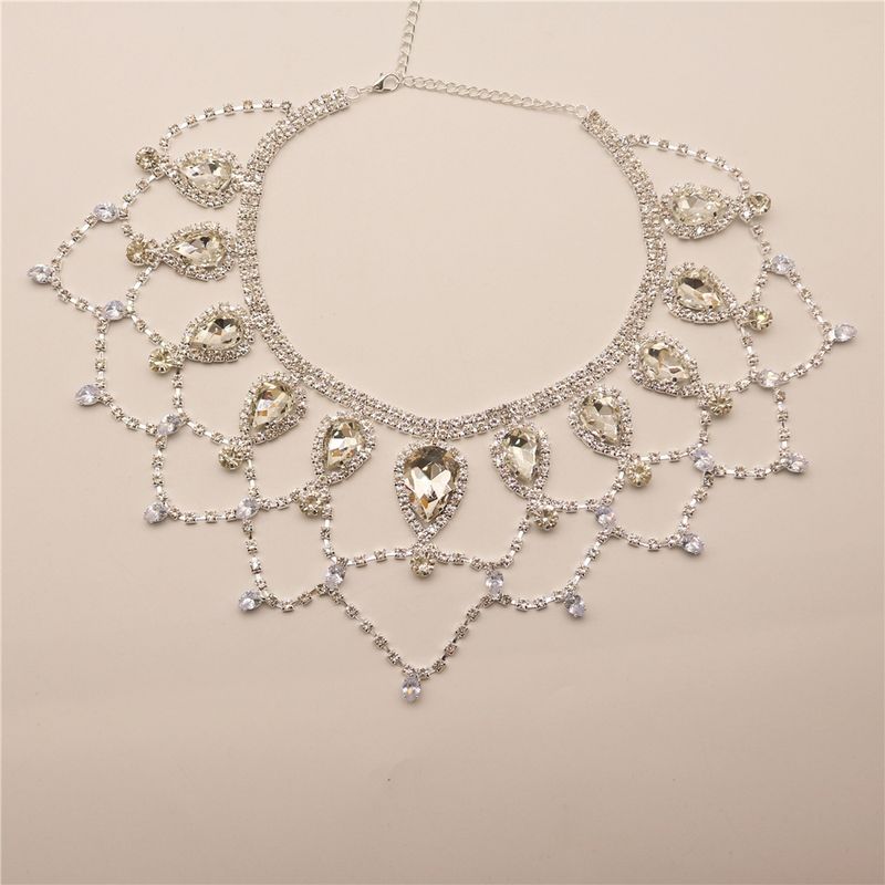 Hot selling all rhinestone hollow necklace for women's parties and dinners, sparkling crystal collarbone chain jewelry_voghion.com