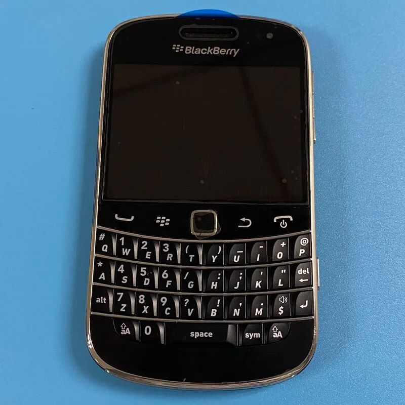 Bold Touch 9900 3G mobiltelefon QWERTY 2.8'' WiFi 5MP 8GB ROM BlackBerryOS Dakota Magnum Cell_voghion.com