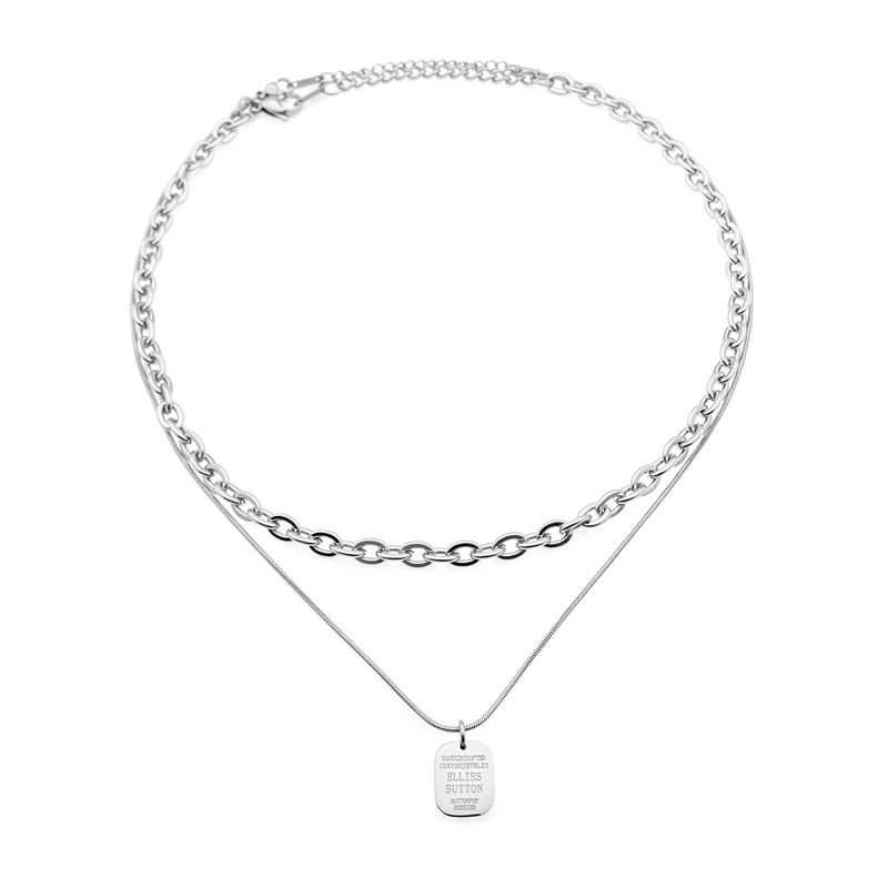 Collar de clavícula apilado con cadena personalizada de acero de titanio y letras cuadradas de marca pulidas a la moda para hombre_voghion.com