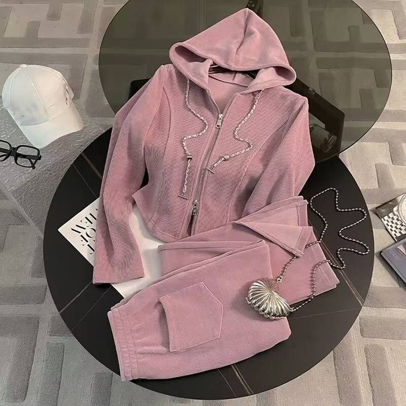 Vêtements pour femmes, combinaison de sport décontractée rose, nouveau style, capuche, réduction de l'âge, pull à la mode, pantalon large fendu, costume deux pièces_voghion.com