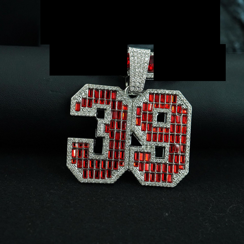 Digitaler Zuckerwürfel aus Glas mit rotem Diamanten, 39 Legierungsanhänger, Hip-Hop-Halskette mit kubanischer Kette, Persönlichkeit für Herren_voghion.com