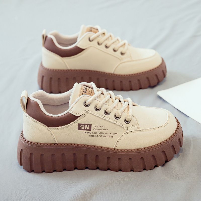 RenMou 2025 Primavera Feminino Branco Novos Sapatos de Mãe com Sola Macia e Altura Aumentada e Grossa XQ229 Fornecimento Exclusivo_voghion.com