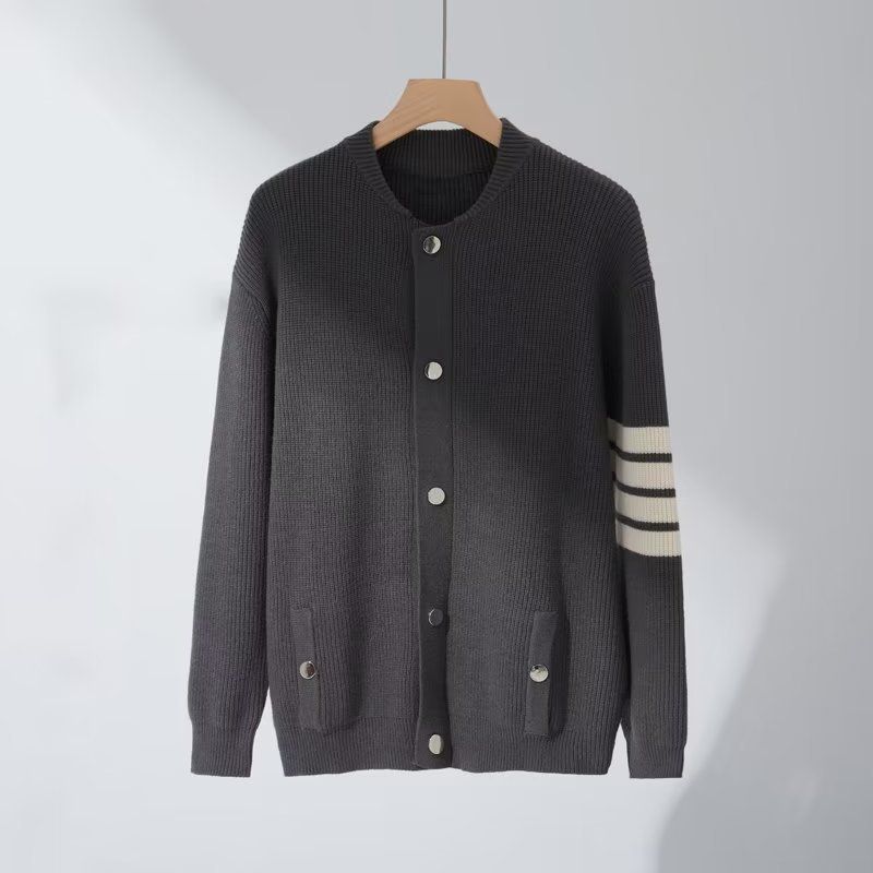 Herrenbekleidung Herbst und Winter Klassische Vier-Stab-Paar-gestreifte Rundhalsjacke Marke Modische All-Match-Casual-Strickjacke_voghion.com