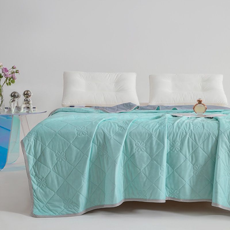 Washable Lightweight Summer Cooling Quilt For Hot Sleepers Night Sweats, Double-Sided Cool Touch Soft Breathable Comforters Light Green_voghion.com