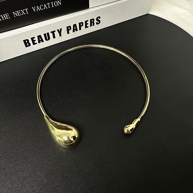 Collana di lusso di alta qualità leggera alla moda, a forma di goccia, a forma di goccia, stile retrò, nordico, minimalista, francese, per le donne_voghion.com