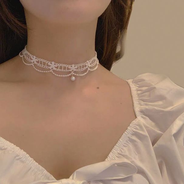 Französisches Mädchen, schwarze und weiße Spitze, Perlenkette, Kragen, Temperament, süßer Wind, koreanische Atmosphäre, Schlüsselbeinkette_voghion.com