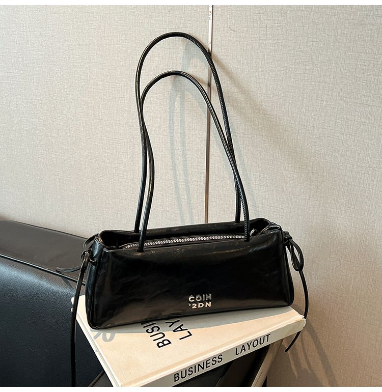 Borsa a tracolla retrò elegante da donna - Piccola borsa a tracolla hobo per l'uso quotidiano, borsa alla moda in pelle PU con chiusura a cerniera, taglie 7-11_voghion.com