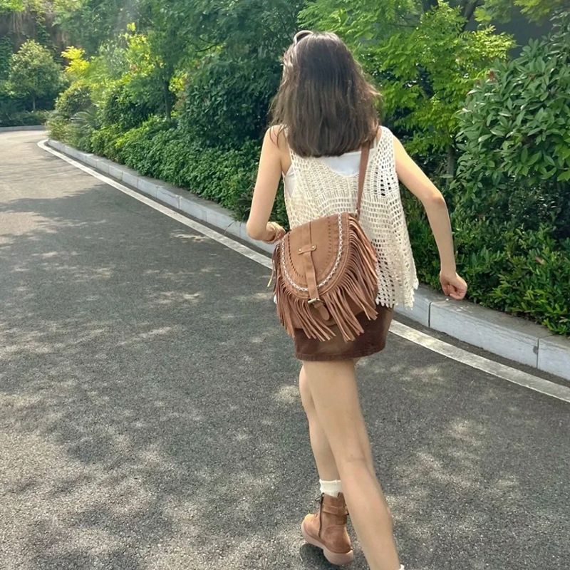 2024 Tassel Suede Saddle Fashion Trend Versatile One Shoulder Oblique Hanging Women's Bag_voghion.com