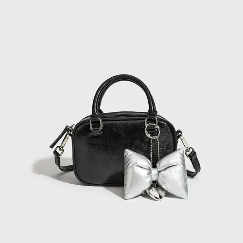 Designer 2025 Small Square Mini Exquisite Minority Clutches All-Match Daily Sweet Simple Handbags Soft Commuter_voghion.com