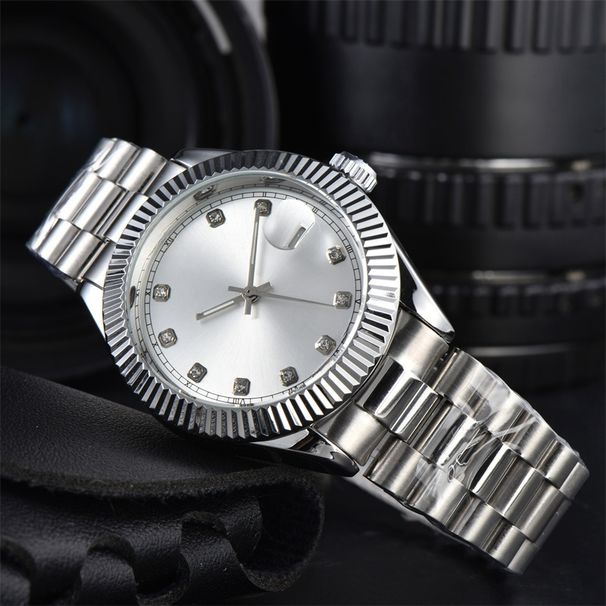 2025 Nuovo orologio da uomo Top Luxury Orologio automatico da uomo Orologio automatico con data Cronografo in lega Specchio Orologio classico_voghion.com