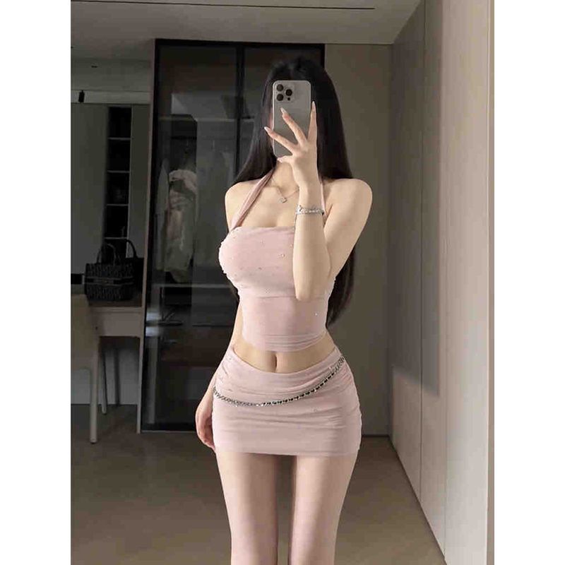 Pure Desire Sexy Halter Off-Shoulder Crop Top For Women Spring New Slim Fit Hot Girl Short Bodycon Skirt Set_voghion.com