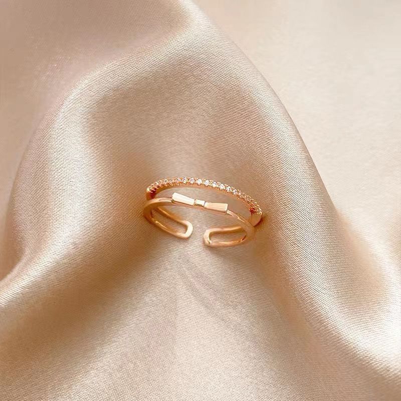 Anello a fiocco, zirconia intarsiata con oro genuino placcato in rame, anello dal design personalizzato leggero e di lusso, anello aperto resistente allo sbiadimento_voghion.com