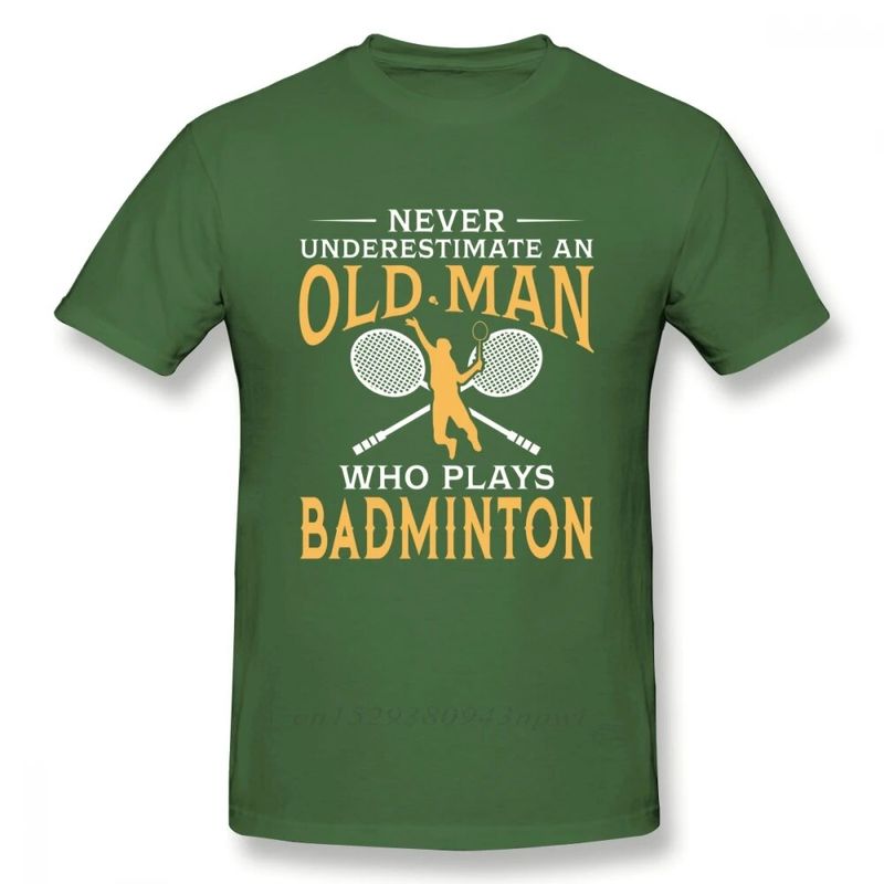 Unterschätzen Sie niemals einen alten Mann, der Badminton spielt. T-Shirt für Männer, kurzärmelig, lässiges Top-Design, Jungs, Punk-Designer_voghion.com