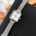 Nuovo orologio da donna alla moda semplice e quadrato piccolo con quadrante al quarzo a forma di cubo di zucchero della serie CASS_voghion.com
