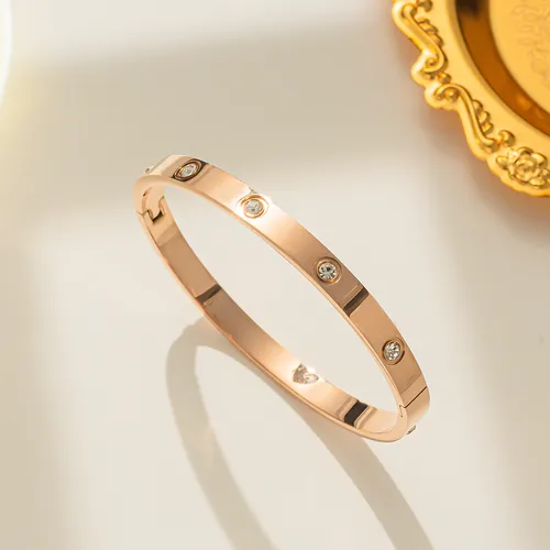 Leichtes Luxus-High-End-Armband aus Titanstahl, goldene Öffnung, lichtecht, Netzrot, einfacher Modeschmuck, Nische, trendige Frauen_voghion.com