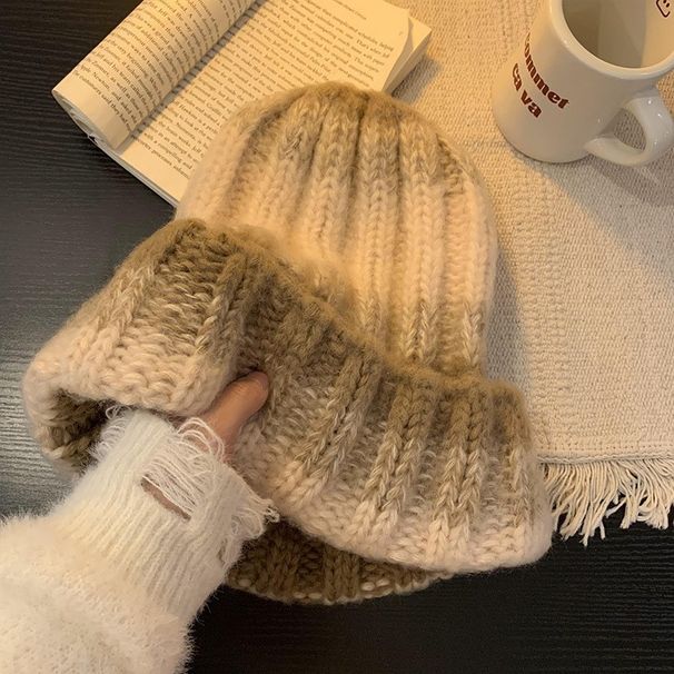 Gradiente per le donne in autunno e inverno, testa grande, cappello lavorato a maglia largo, viso piccolo, protezione versatile per le orecchie, cappello impilabile_voghion.com