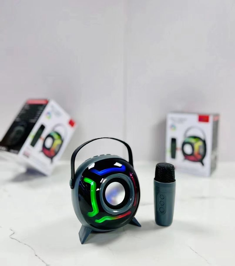 New Bluetooth trendy   style, outdoor handheld subwoofer, wireless microphone, karaoke speaker, ZQS1221_voghion.com