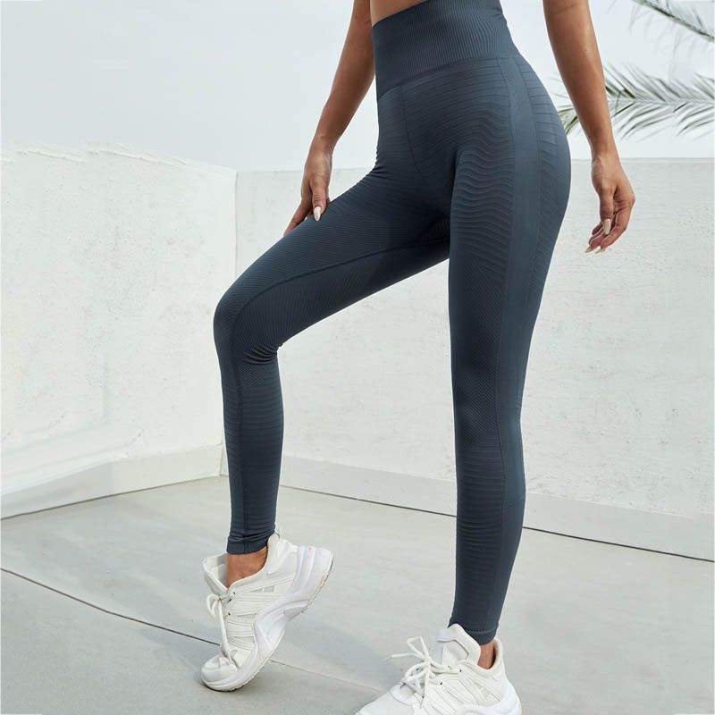 Pantaloni da yoga per donna, pantaloni da fitness senza cuciture per sollevare i glutei, pantaloni sportivi aderenti senza linea a T per un sedere a pesca_voghion.com