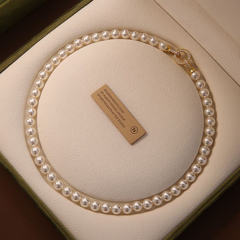 Collana girocollo con ciondolo di perline Shijia di alta qualità e design di lusso leggero 2025_voghion.com