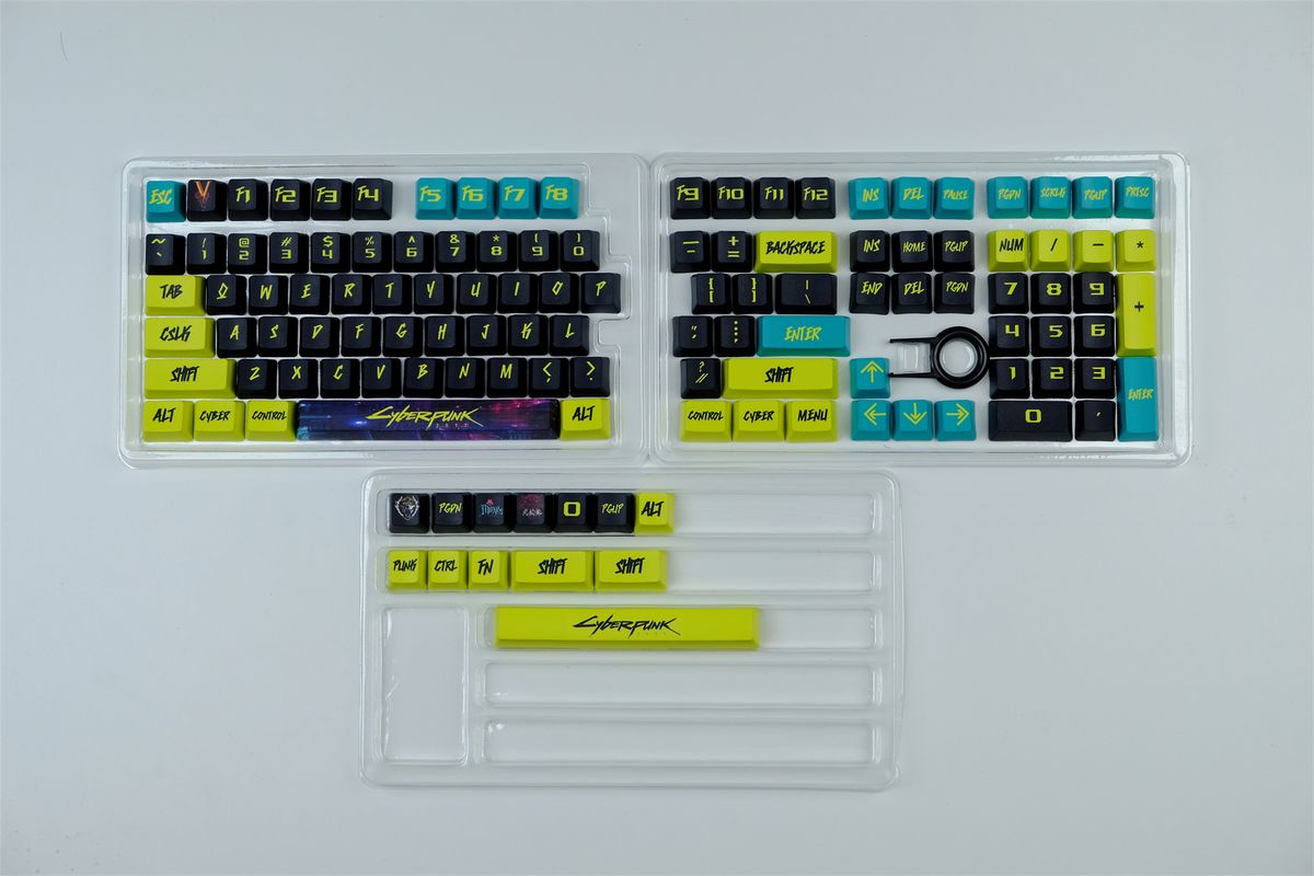 Transparente MadCatz Cyberpunk-Tastenkappe_voghion.com