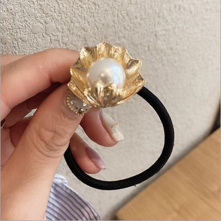 Instagram Carino e dolce piccolo cerchietto in pelle annodato a cerchio per capelli, cerchietto semplice in lega in stile foresta, maglia di perle rossa_voghion.com