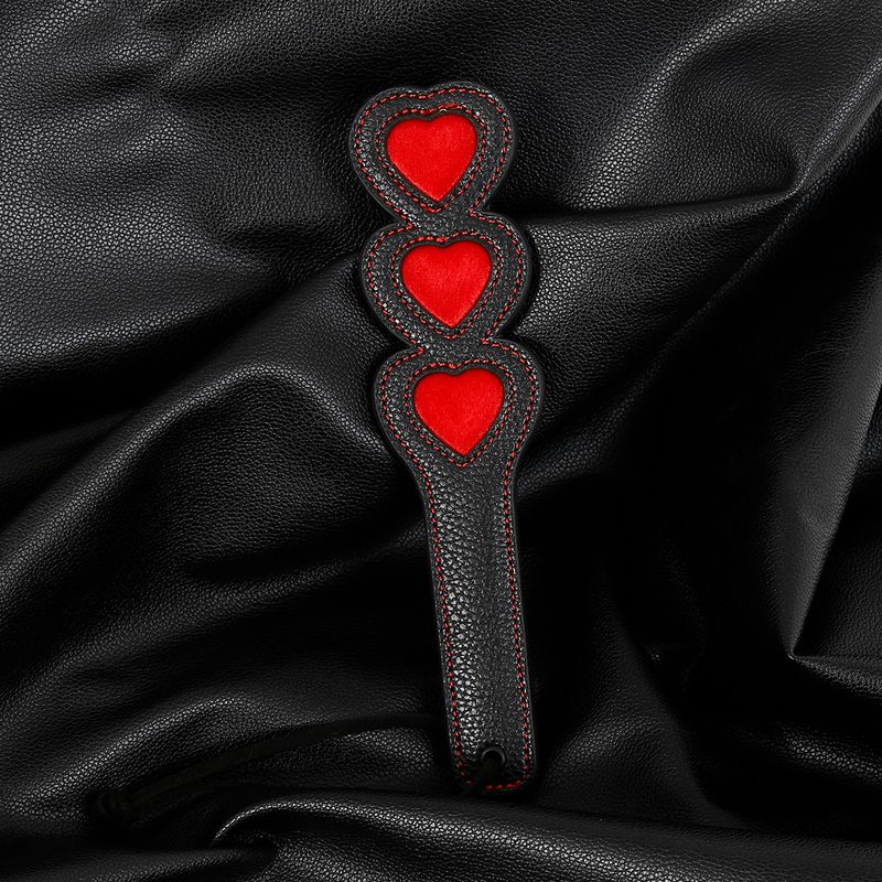 Heart-shaped Leather Whip For BDSM Fetish And Couples_voghion.com