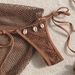 2025 neuer einfarbiger sexy Bikini-dreiteiliger Badeanzug für Frauen mit Netz-Vertuschung, Strandkleid, Bademode_voghion.com