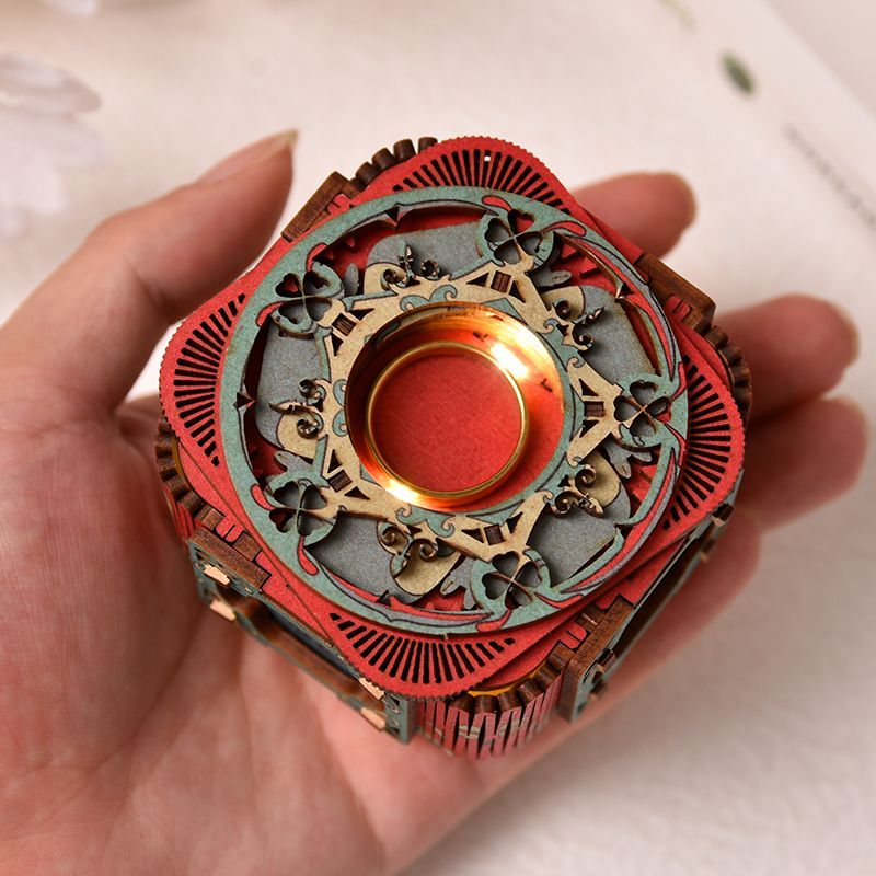 Exquisite Music Handmade DIY Flip Cover Eight-Tone Wooden Assembly Valentine's Day Confession Birthday Gift Box_voghion.com