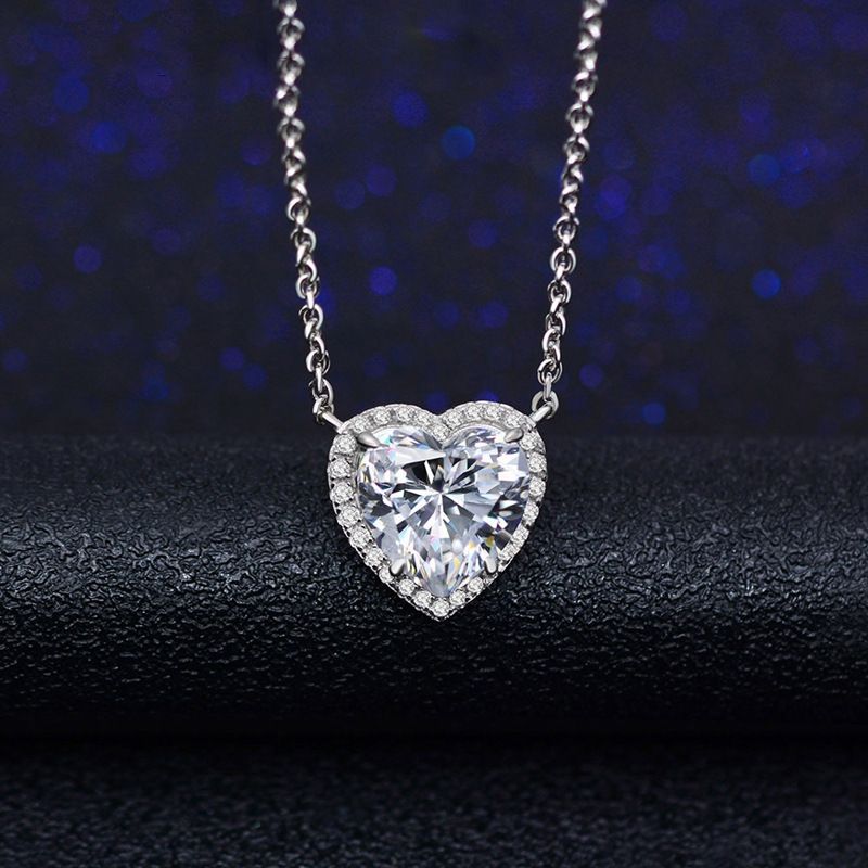 Moissanite Halskette weiblich pt950 Platin überzogene Schlüsselbeinkette acht Herzen und acht Pfeile Zirkon Anhänger Schmuck_voghion.com