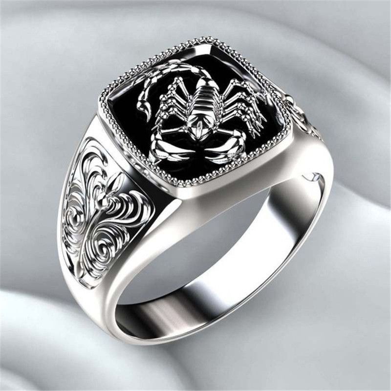Gothic Style Punk Scorpion Male Retro Ring Scorpion Pattern Rings for Men Jewelry Wholesal_voghion.com