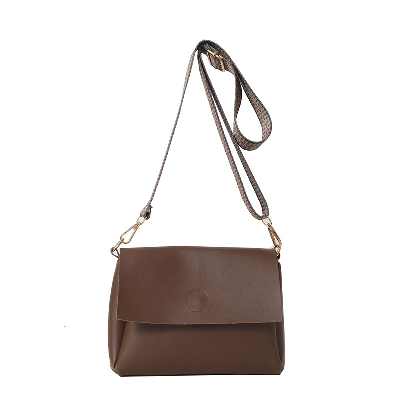 Large Capacity Fashionable and Minimalist Commuting Texture Shoulder Bag for Women's Spring New Retro Korean Underarm Tote Bag_voghion.com