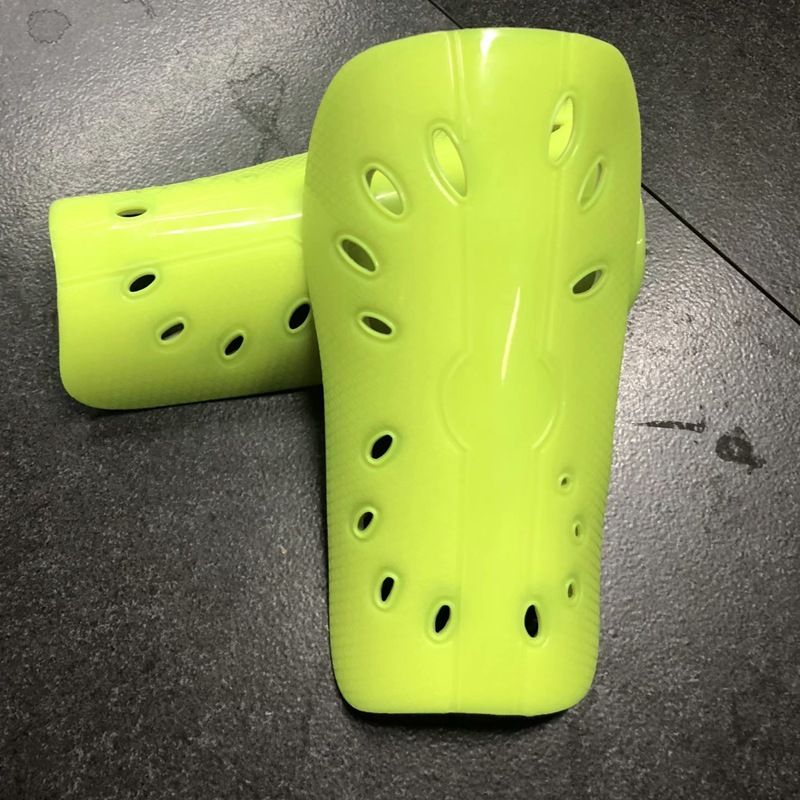Football professional training calf soc, inserts, breathable porous protective gear, sports leg guards, wholesale_voghion.com