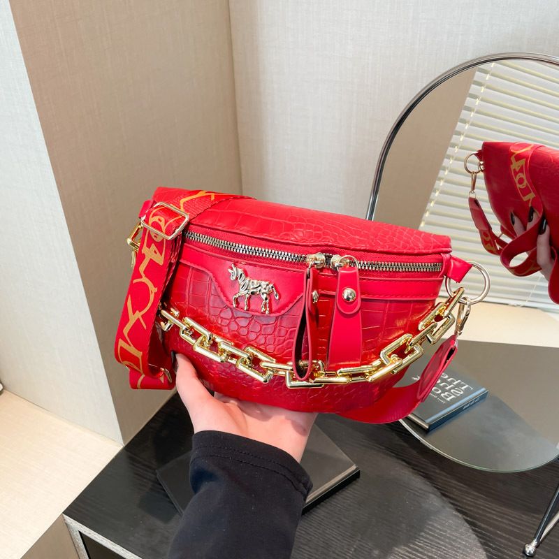 Chest Bag Women Fashion PU Shoulder Bag Chain Casual Versatile Messenger Bag Crossbody Waist Bag_voghion.com