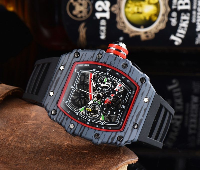 2024 ny sport herrklocka Lyxmode Fullt fungerande kvartsklockor herr Unik design Vattentät tejpklocka Armbandsur_voghion.com