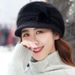 Berretto invernale in lana lavorato a maglia in stile coreano, con fodera in pelliccia di coniglio, spesso e con protezione per le orecchie, da donna_voghion.com