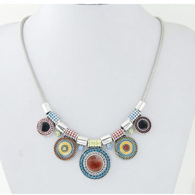 Collana con diamanti cavi in lega alla moda e versatile, set rotondo_voghion.com