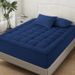 Surmatelas haute densité – Rembourrage ultra moelleux 450 g/m² pour la maison et l'hôtellerie (99 x 190 cm/137 x 190 cm/152 x 203 cm/198 x 203 cm, bleu marine/gris/blanc)_voghion.com